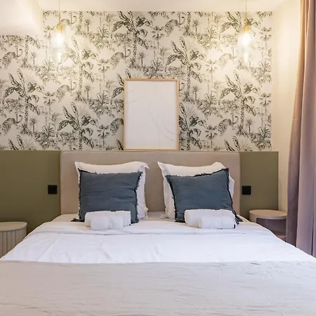 Elegant Bright And Air-conditioned 2 Bedroom In Bastille Lägenhet *